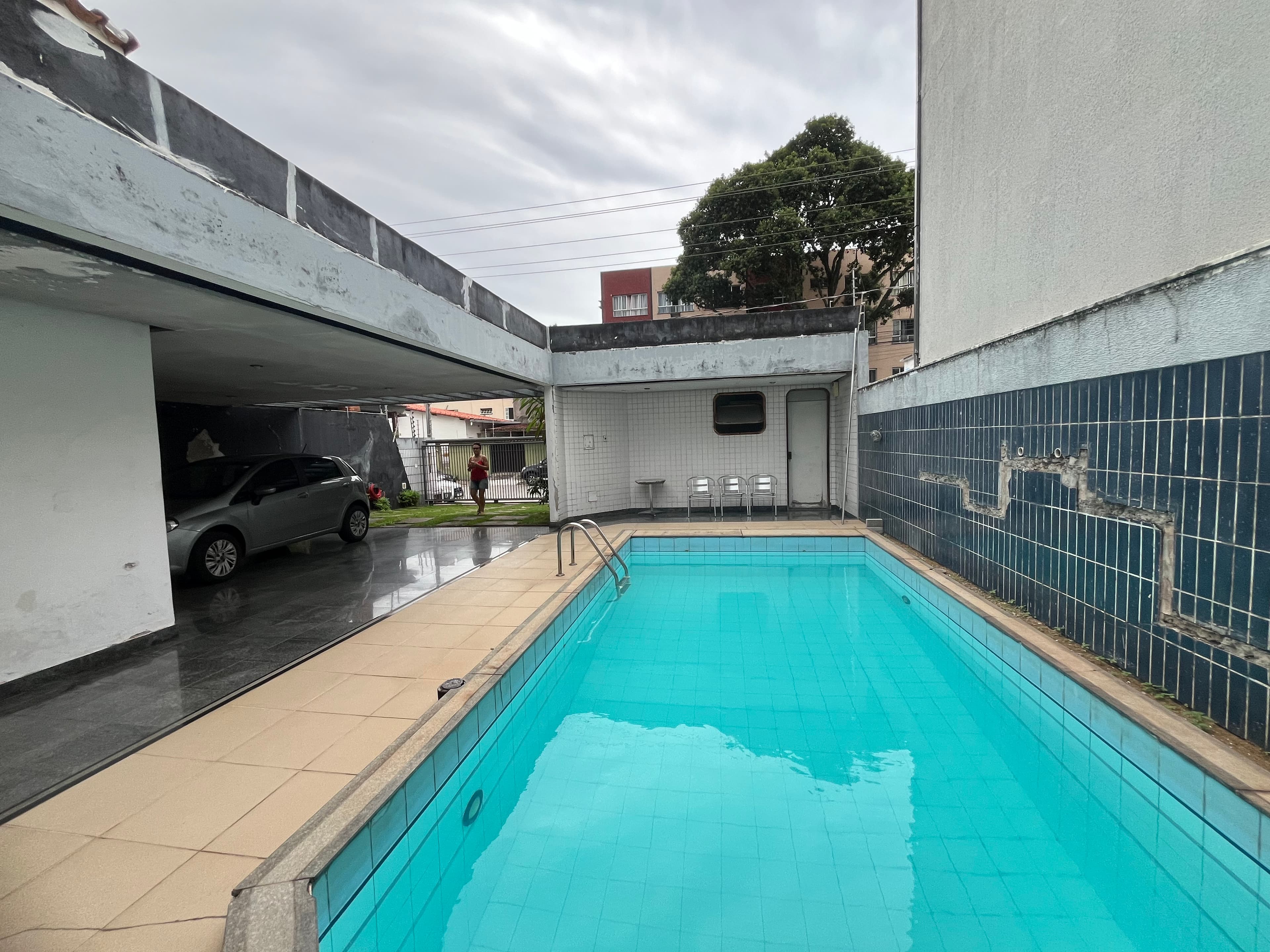 Piscina principal, ampla